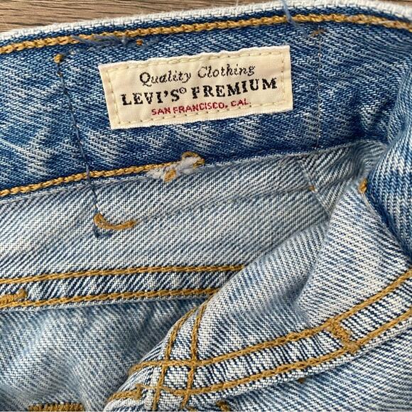 Levi’s Premium 501 Button Front size 28 Tapered Leg High Waist Jeans flawed - Picture 5 of 9